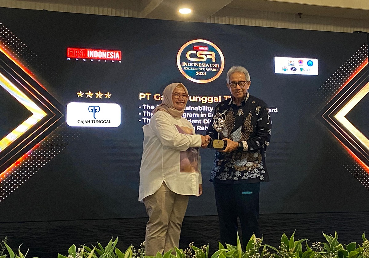 PT Gajah Tunggal Tbk menerima penghargaan Indonesia CSR Excellence Awards (ICEA) 2024